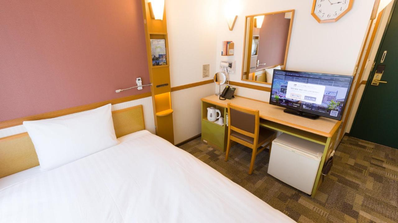 Toyoko Inn Tokyo Yamanote Sen Otsuka Eki Kita Guchi No 2 Dış mekan fotoğraf