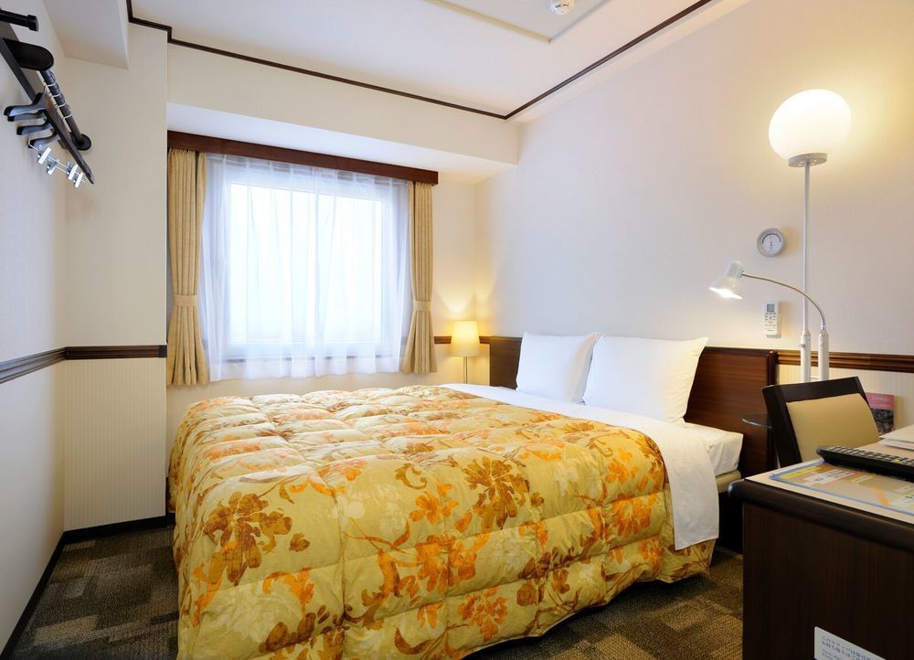 Toyoko Inn Tokyo Yamanote Sen Otsuka Eki Kita Guchi No 2 Dış mekan fotoğraf
