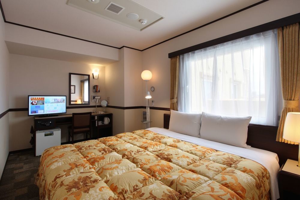 Toyoko Inn Tokyo Yamanote Sen Otsuka Eki Kita Guchi No 2 Dış mekan fotoğraf
