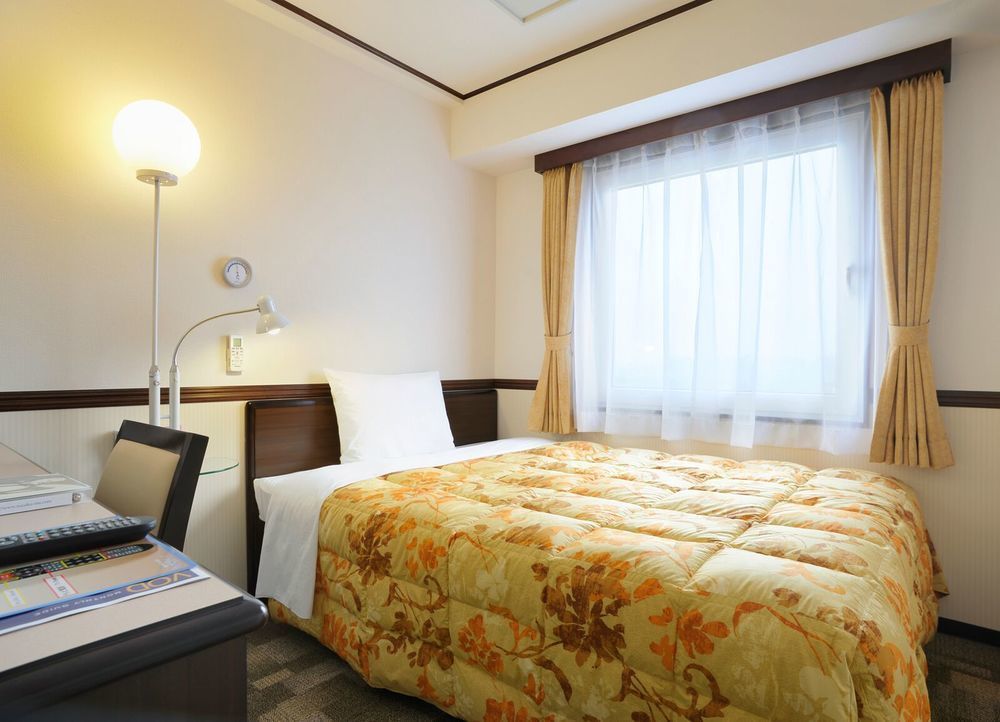 Toyoko Inn Tokyo Yamanote Sen Otsuka Eki Kita Guchi No 2 Dış mekan fotoğraf